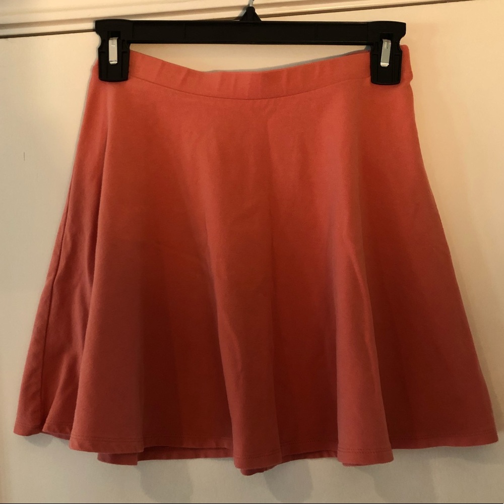 Flowey Coral Skirt from Forever 21